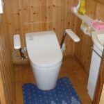 手すり一体型トイレの交換